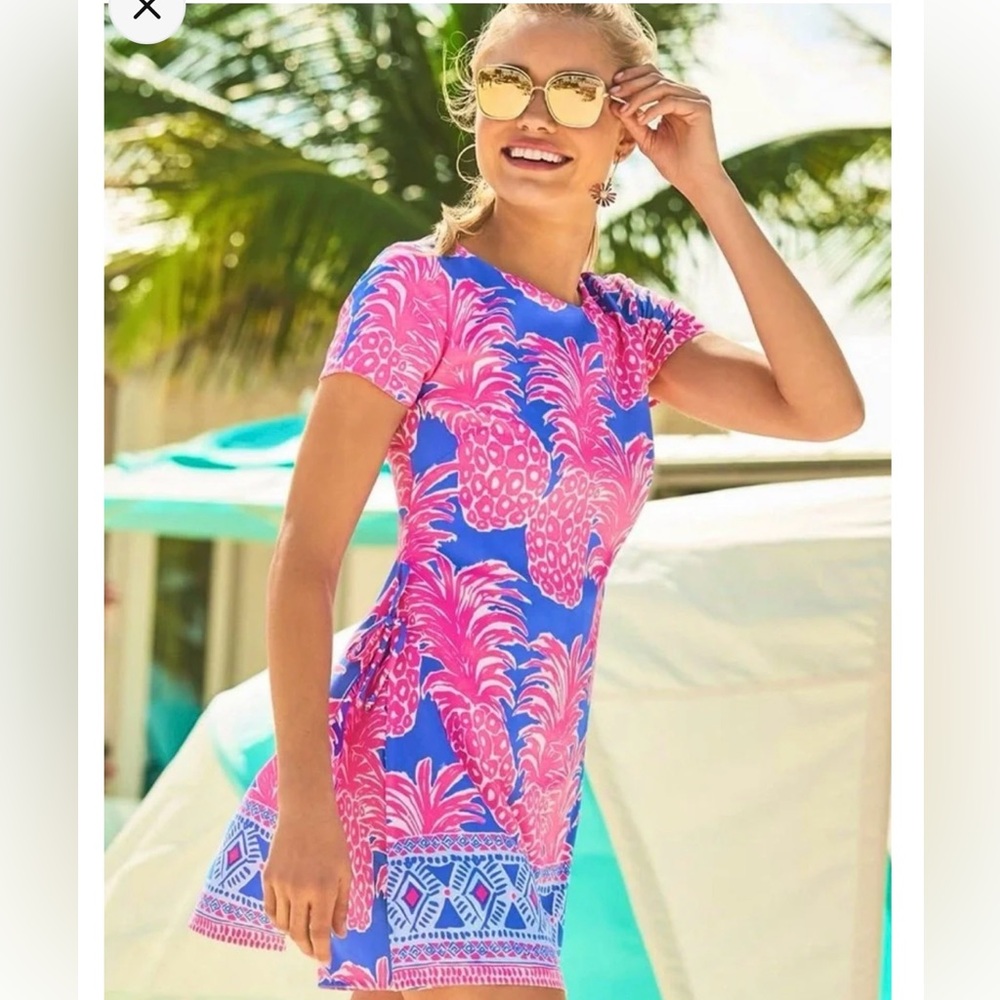 Lilly Pulitzer Blue Haven Little Flamenco Pineapple Blanca Stretch Romper Size 8